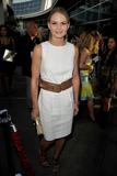 th_27545_Celebutopia-Jennifer_Morrison-The_Ugly_Truth_premiere_in_Hollywood-02_122_153lo.jpg
