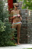 Katherine Heigl - Bikini Candids at Los Feliz