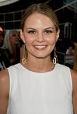 th_28000_Celebutopia-Jennifer_Morrison-The_Ugly_Truth_premiere_in_Hollywood-06_122_397lo.jpg