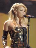 th 73377 Celebutopia Shakira performs at the 2009 American Music Awards 05 122 496lo AMA 2009: Veja fotos em alta qualidade das performances de Shakira, Timbaland, GaGa e Rihanna