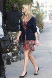 th_93611_Preppie_-_Reese_Witherspoon_at_the_Neil_George_Salon_in_Beverly_Hills_-_Jan._12_2010_7150_122_506lo.JPG