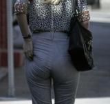 Mischa Barton shopping