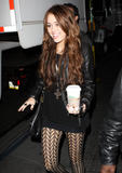 th_78095_Preppie_-_Miley_Cyrus_arriving_on_the_Sex_And_The_City_2_set_in_New_York_City_-_October_16_2009_837_122_552lo.jpg