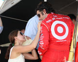 th_84442_Preppie_-_Ashley_Judd_on_Pit_Road_at_Homestead_Miami_Speedway_-_October_9_2009_920_122_84lo.jpg