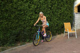 Bridget Brooke in Nude Cyclist-r2qufkbg6y.jpg