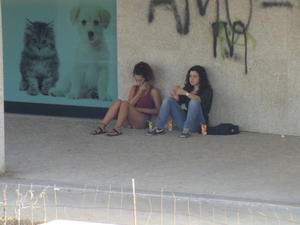 Spying Schoolgirls having a snack-11lxnoa2ey.jpg