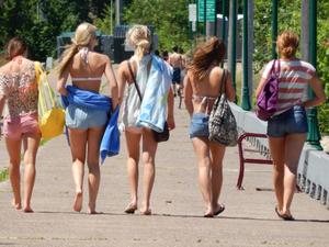 Group of Sexy Teens - at the Beach-51rwls3zhz.jpg